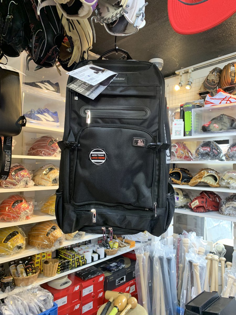 info42648043's tweet photo. 当店人気No.1‼️
Franklin
MLB TRAVELER CHROME BAT PACK
カラー:ブラックのみ
サイズ:高さ約55㌢×幅約35㌢×奥行約25㌢
素材:1680DPOLYESTER
#すみれスポーツ #franklin #フランクリン #バットパック #バットバック #batpack #backpack #カシマヤ製作所 #カシマヤ #mlb #usa #11990 https://t.co/SD8aMzv6jP