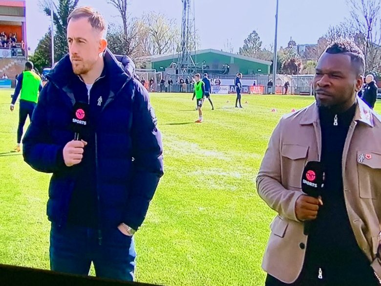 A fantastic day working with a great team of people for the match between Worthing & Bath on @footballontnt. It’s great to see the professionals at work, and the behind the scenes stuff of what goes on in producing a top show. A good advert for the @TheVanaramaNL Thank you 👊🏼