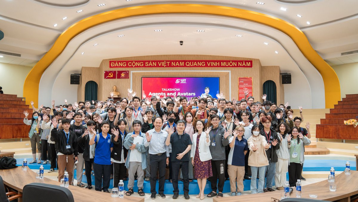 On March 22, the University of Information Technology, VNUHCM, hosted a talk on “Agents and Avatars in the Metaverse,” with the attendance of 300 students. Professor Toru Ishida, an Honorary Professor at Kyoto University, delivered the talk.

Read more at:
vnuhcm.edu.vn/news_32343364/…
