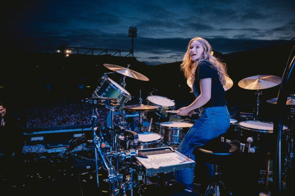 lowjournal's tweet image. She wowed thousands after being picked to play the drums for world famous rock band The Killers during a live sell-out gig at Carrow Road. lowestoftjournal.co.uk/news/24203731.… 👇 Full story