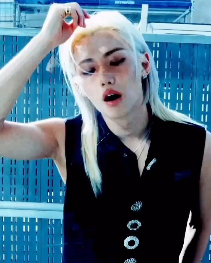 필창 🔞 tweet media