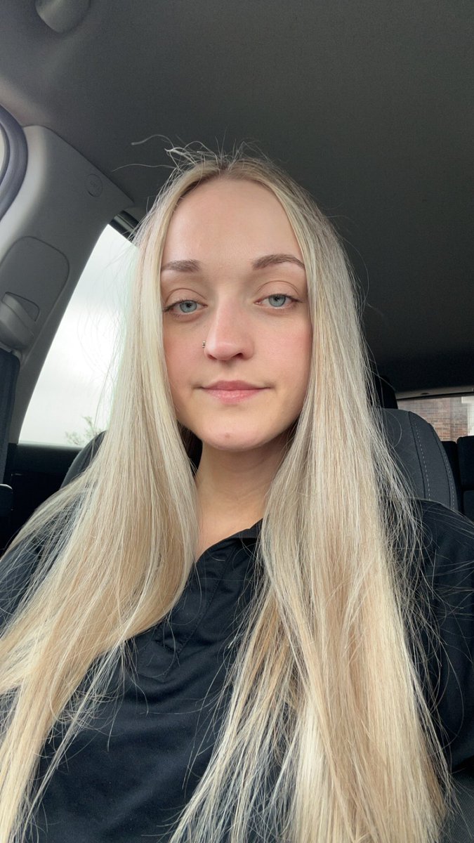 n0rulesjules's tweet photo. disappeared for a month but I got out of my long-term relationship and I’m lowkey thriving https://t.co/P3Kkd5fNS4