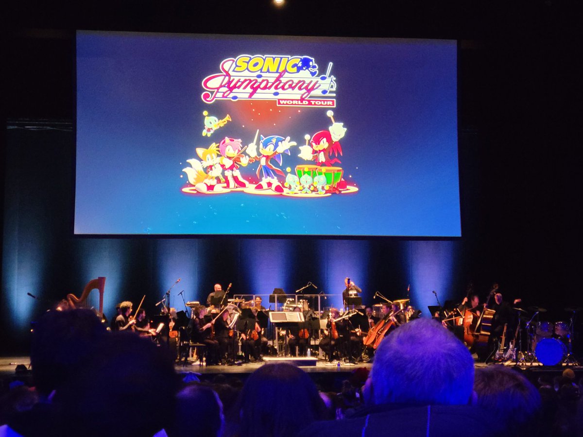 Sapphire Luna🌙 tweet media