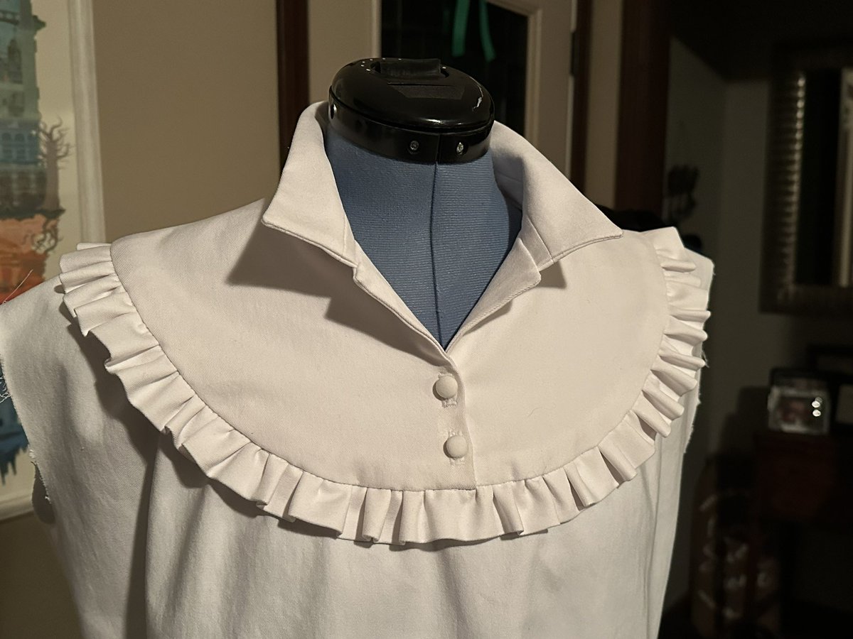 Malindachan's tweet photo. Shirt in progress! Took a bit, but I’m happy with the result. ✨
Sleeves will be another day.
Pattern by @MadewithMaridah https://t.co/Wwzs3ESFwO