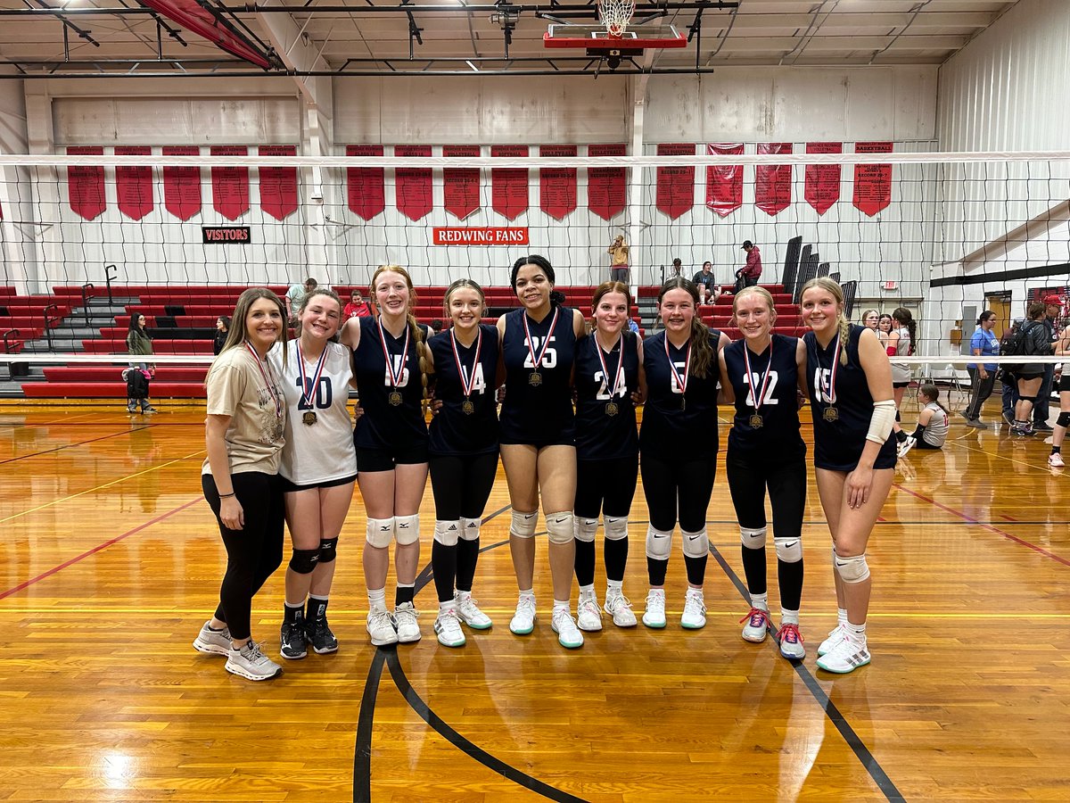 15s win 1st in gold at the Champs Classic this weekend!👏🏼