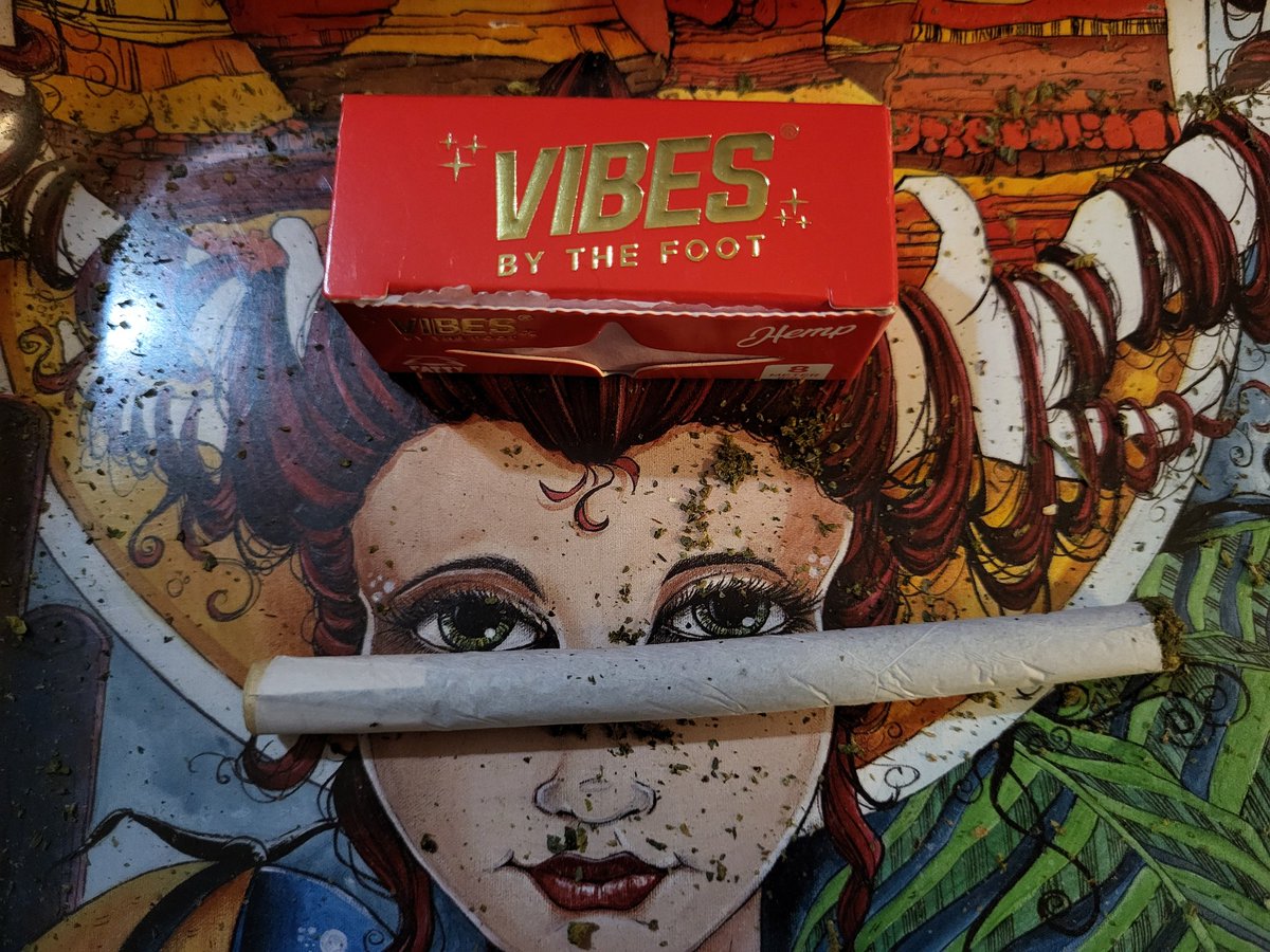 SithKittenGami1's tweet photo. Not perfect but the components were, I am just not that great. Lol @ChronicSession #vibespapers #VibeTribe #Vibesbythefoot #StonerFam #StonerChick #CannabisCommunity #cannabisculture #420Life https://t.co/6bsX8NMDwm