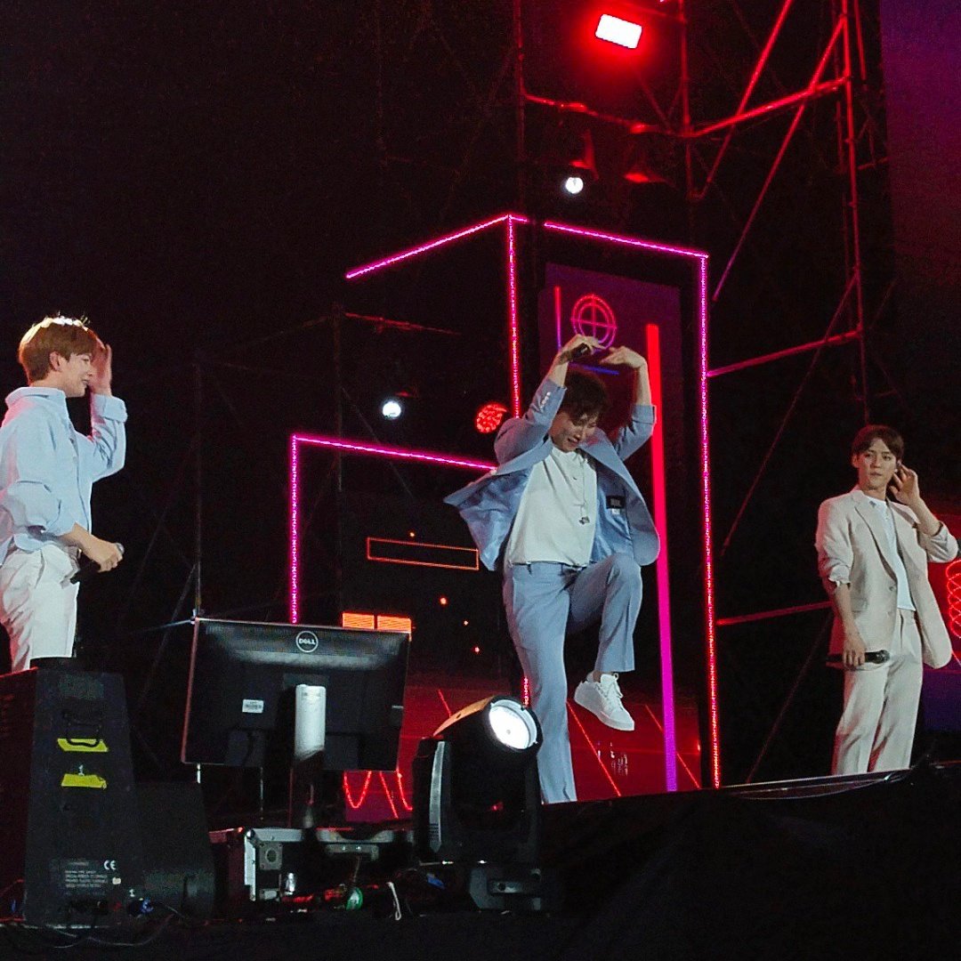 poon_pnsh's tweet image. 25/03/23 #SoundCheck_TH
1 ปีแล้ววววววววว

#BTOB #비투비