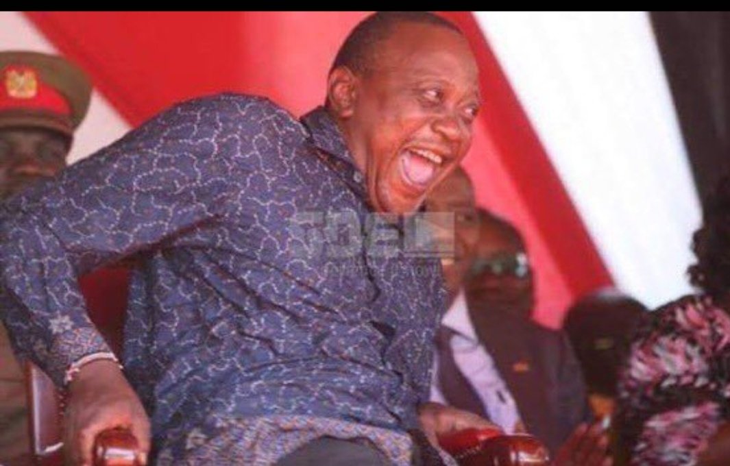 StepaGeneral_'s tweet photo. "Jamaa aliota kama kuku na akataga" 😂 https://t.co/gdoz0vtpbT