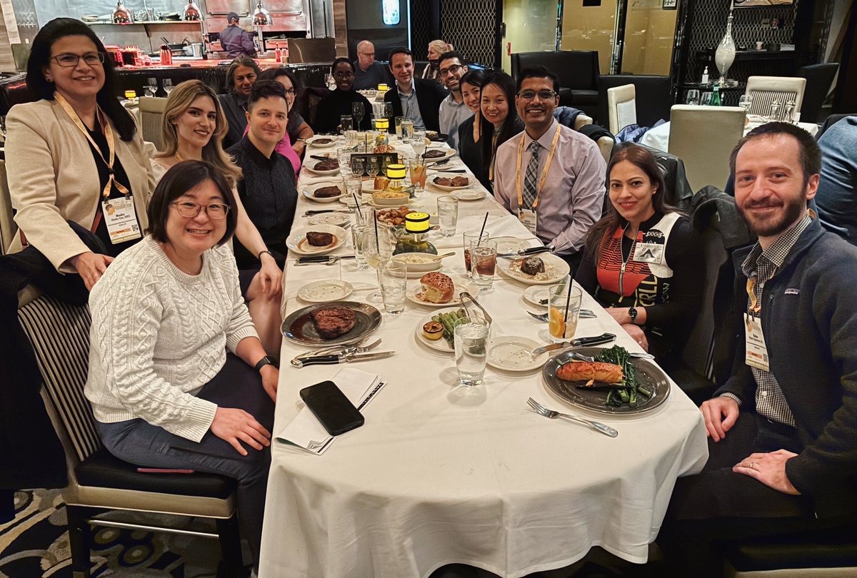 Had a wonderful time at the #USCAP welcome dinner for #GI #pathology faculty + <a href="/BIDMCpath/">BIDMC Pathology</a> trainees, thank you <a href="/Vik_deshpandeMD/">Vikram Deshpande</a> for always taking good care of us! ☺️ #USCAP24