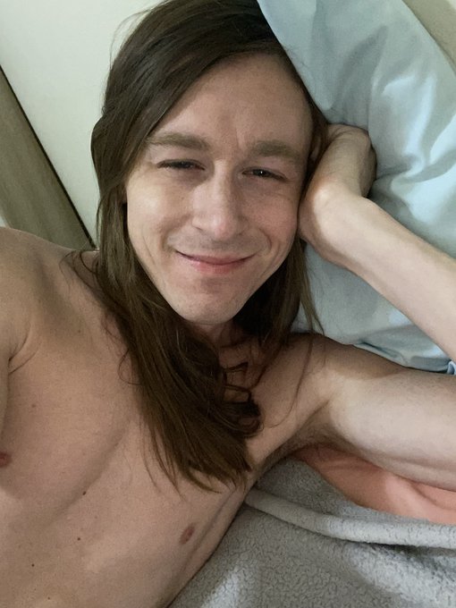 Goodnight 🌙 https://t.co/sFAD1qAkrA