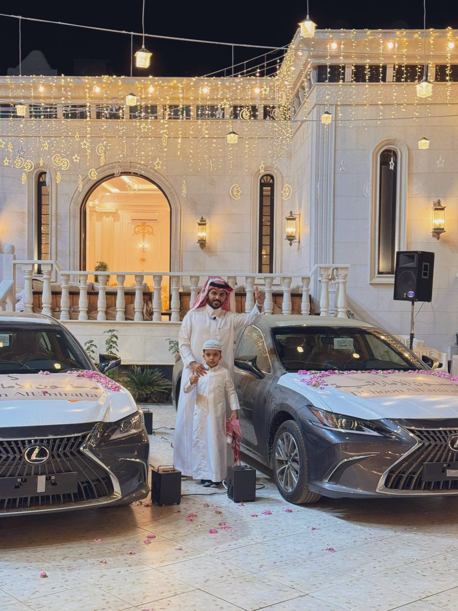 #فوازير_غازي_الذيابي8كتب الله أجرك كم أفرحت من شخص  وأحييت من بيت وأدخلت لهم الفرح والسرور  وكلهم يرددون أجمل الدعاء لك من خالص القلب  تقبل الله منا ومنكم صالح الأعمال وبلغنا الله وإياكم ليلة القدر