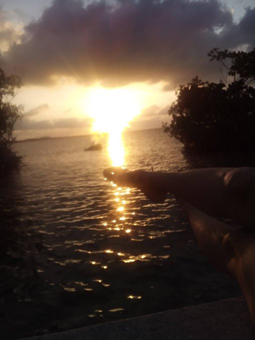 Taking that vitamin &ldquo;D&rdquo; soul deep #sol #soul #fillmeup #UltraViolet #illuminator https://t.co/mkF6qI<a href="/tag/sol"class="tags">#sol</a><a href="/tag/soul"class="tags">#soul</a><a href="/tag/fillmeup"class="tags">#fillmeup</a><a href="/tag/ultraviolet"class="tags"><span>#ultraviolet</span></a><a href="/tag/illuminator"class="tags"><span>#illuminator</span></a>