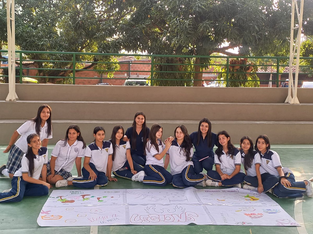 Yesenia Delgado cardenas (@yeseniadel15) on Twitter photo #practicaspsicologiaSISSUimpactandocomunidades Tercer acercamiento con la comunidad deportiva Legions Voley Club donde se desarrolló la actividad "Mapa de equipo" donde se fortaleció la cohesión grupal, la comunicación y motivación.
<a href="/ElOIRdelaRegion/">El OIR de las Regiones UNAD</a>
<a href="/BlancoNatalia10/">@PsicoNataliaBlancoCarrascal</a> #practicaspsicologiaSISSUimpactandocomunidades Tercer acercamiento con la comunidad deportiva Legions Voley Club donde se desarrolló la actividad "Mapa de equipo" donde se fortaleció la cohesión grupal, la comunicación y motivación.
<a href="/ElOIRdelaRegion/">El OIR de las Regiones UNAD</a>
<a href="/BlancoNatalia10/">@PsicoNataliaBlancoCarrascal</a>