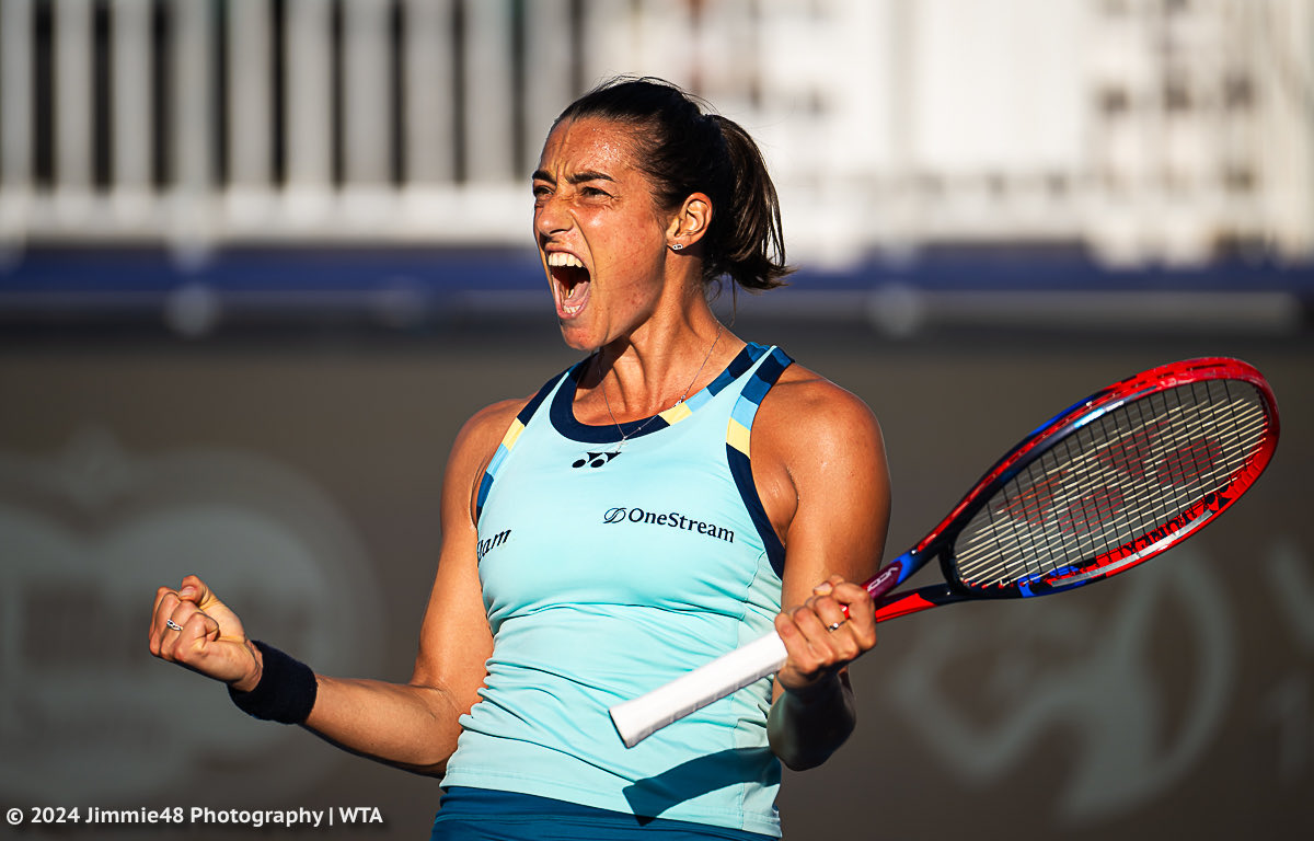 CAROLINE GARCIA 2 - Página 31 GJfWQhYXsAAe1Sg?format=jpg&name=medium