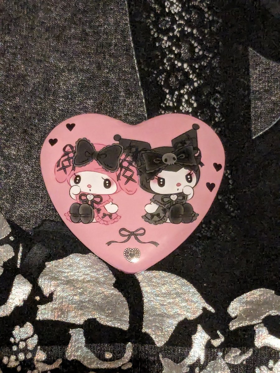 ReddPanda010's tweet photo. ❤️ https://t.co/gdOEqCM7vK