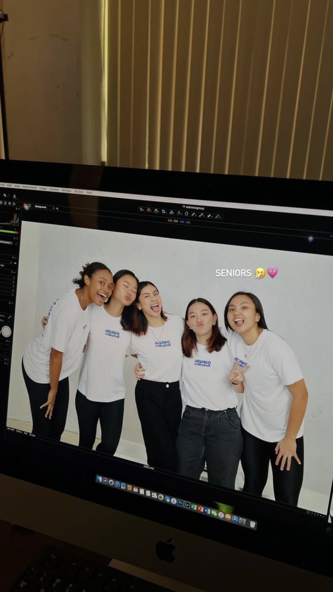 aMyzingmylin's tweet photo. Seniors 🥹😭 #AWVT #UAAPSeason86 #OBF 

📸: Jlo https://t.co/kIZrq6QlyT