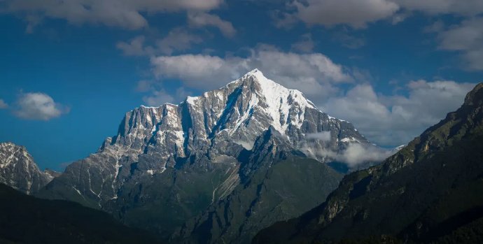 晨曦的颂歌 tweet media