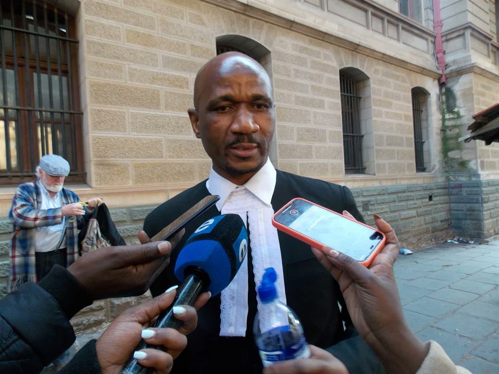 new updates on Advocate Teffo's situation, some newspapers reported that Teffo refused to appear before court that is FALSE, they didn't bring him before court as it is their responsibility to do so. they then went to papers claiming he refused.

his wife will go there on Tuesday