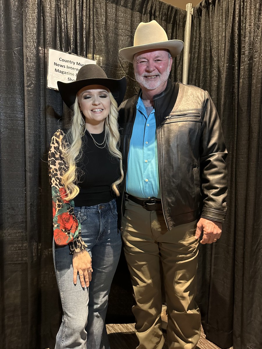CMNI_More_Music's tweet photo. She has shared the stage with artists: #DeanaCarter, #GeneWatson, #LindaDavis, #BarbaraFairchild, #TheOakridgeBoys, #DiamondRio, #JustinMoore, #WadeBowen, #PatGreen...
#BillieJoJones #Interview By #BigAlWeekley at #CountryMusicNewsInternational #Magazine https://t.co/10RfbM2U54 https://t.co/tccryhUcjK