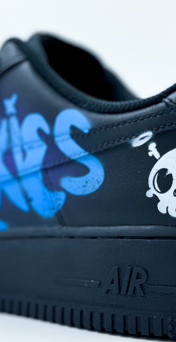 FRESHESTKICKS.ETH 👟 tweet media