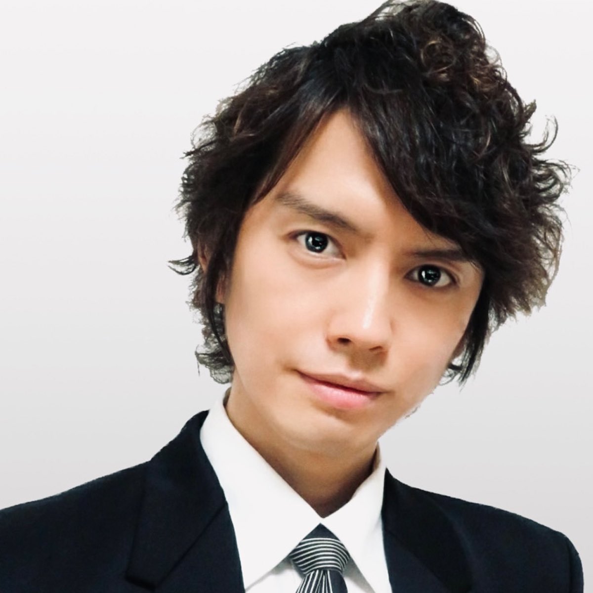 情報解禁です！ TVK『猫のひたいほどワイド』 2024年度新月曜MCを担当