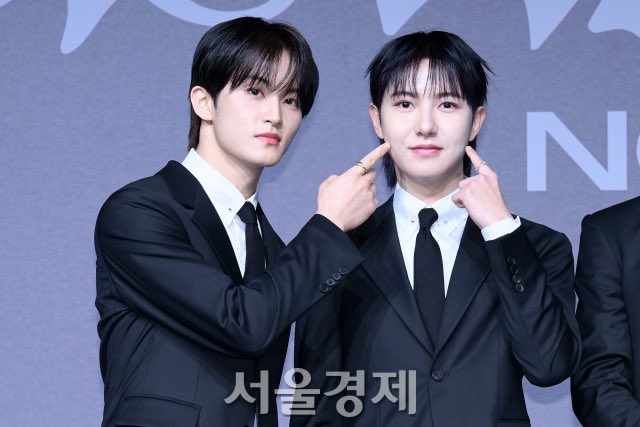 ‘NCT DREAM มาร์ค เหรินจวิ้น, พี่ใหญ่ที่น่ารักทั่ง 2’

มาร์คเอานิ้วจิ้มแก้มอินจุนน่ารักมาก ๆๆๆๆๆ ละผมอินจุนมีเหมือนหูแงวออกมาทั้ง 2 ข้างเยยอะ น่ารักโคส(แมวดำมาก)🐯🐈‍⬛💘