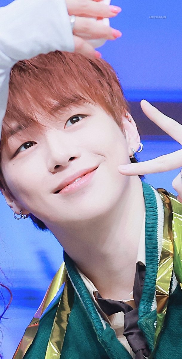 KissFLOWD_ting's tweet photo. 我最親愛的MC KANGDANIEL
今天是好圖共享日🤣🤣🤣
#강다니엘
#KANGDANIEL
#SGF2 https://t.co/9UfnJCsClw