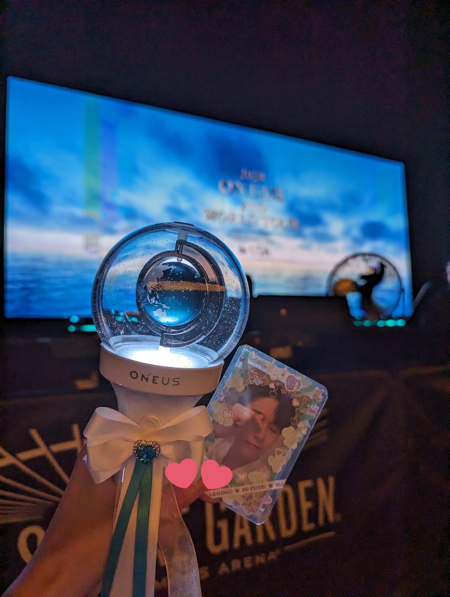 dear__susu's tweet photo. 240324 oneus opening the concert season again hehe :D https://t.co/RanlCEUlVo