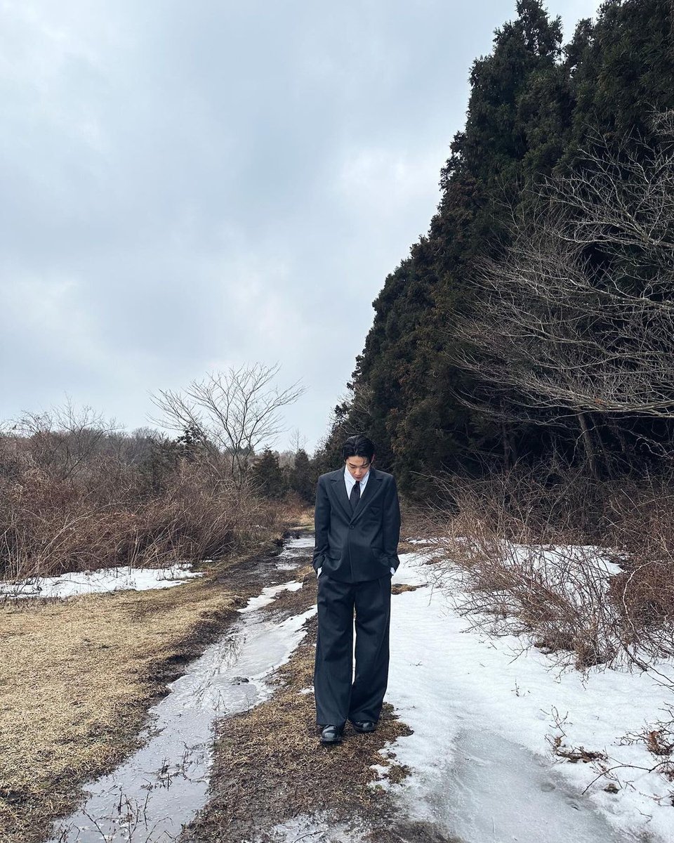 moonestro's tweet photo. if may be, our love was tragic in our past lives. would it be in this life we will reach the happy ever after? https://t.co/ahofx4hiw7