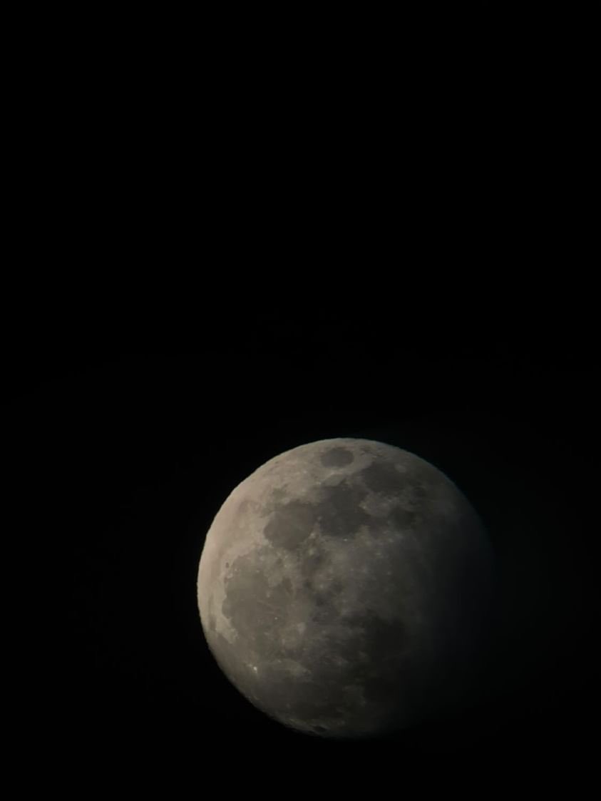 marcelo_ramon99's tweet photo. Foto que me mandaron de ayer de la luna 🌝 https://t.co/BaCySKwflf