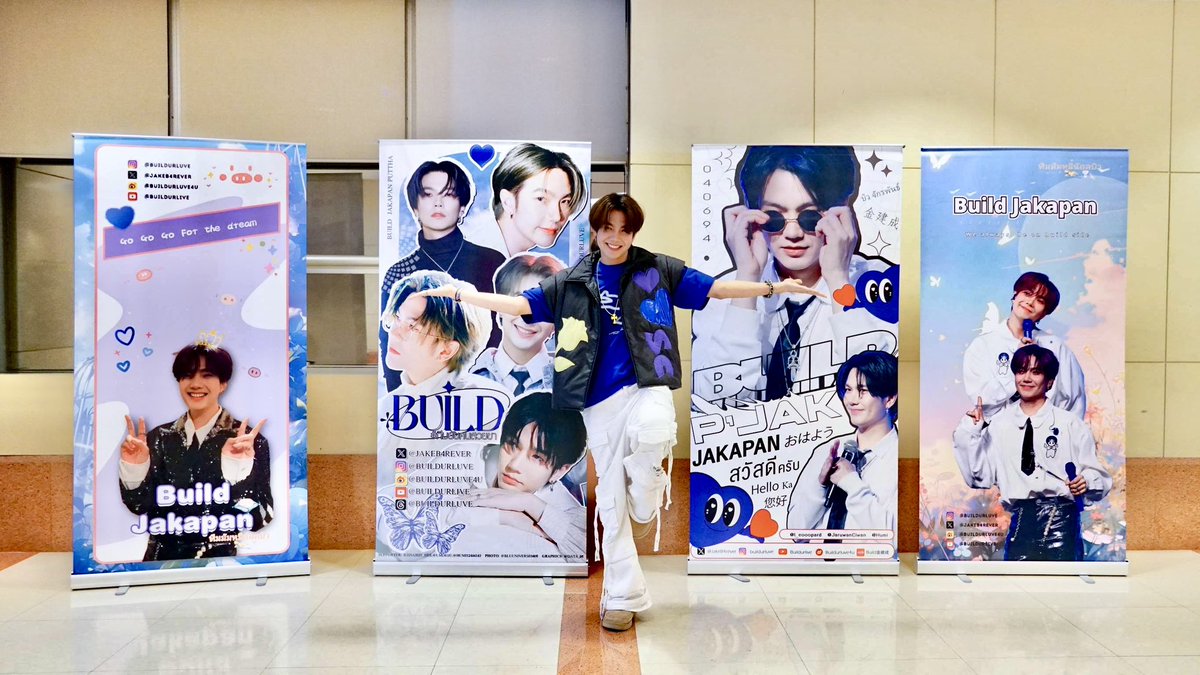 buildyourlove4u's tweet photo. 🥱ไหนใครง่วงๆหลังกินข้าวเสร็จมาจับผิดภาพกัน..ภาพไหนน้อนบิวมีผมปอยย🤭#BEYOURLUVEFANSIGN2024  #BuildxBYLfansign2024

@JakeB4rever 
#BuildJakapan
#Beyourluve https://t.co/cLQOhIAoPi