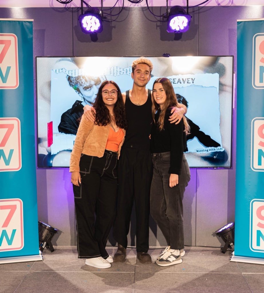 cami ᥫ᭡🇺🇾 ~ corb★ girl tweet media