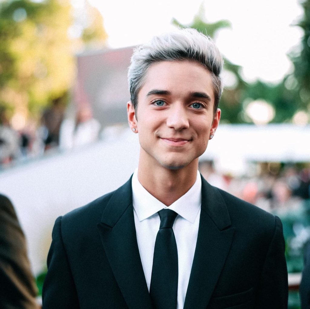 cami ᥫ᭡🇺🇾 ~ corb★ girl tweet media