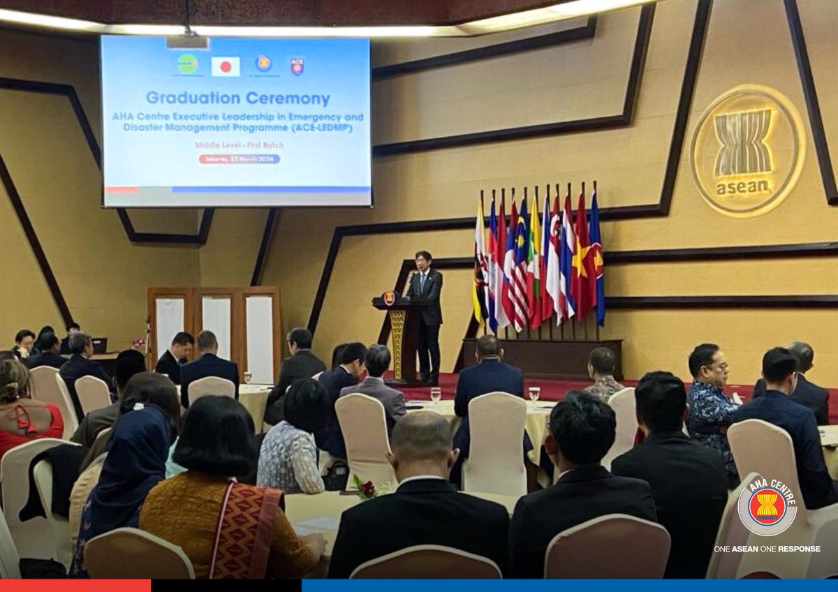 AHACentre's tweet image. It's a wrap! 20 mid-lvl managers from #ASEAN completed the AHA Centre Executive Leadership in Emergency &amp;amp; Disaster Management for ASEAN Programme (#ACELEDMP) #MiddleLevel #FirstBatch

Thank you to the Govt of Japan #EuropeanUnion @EUinASEAN &amp;amp; Govt of #NewZealand for your support!