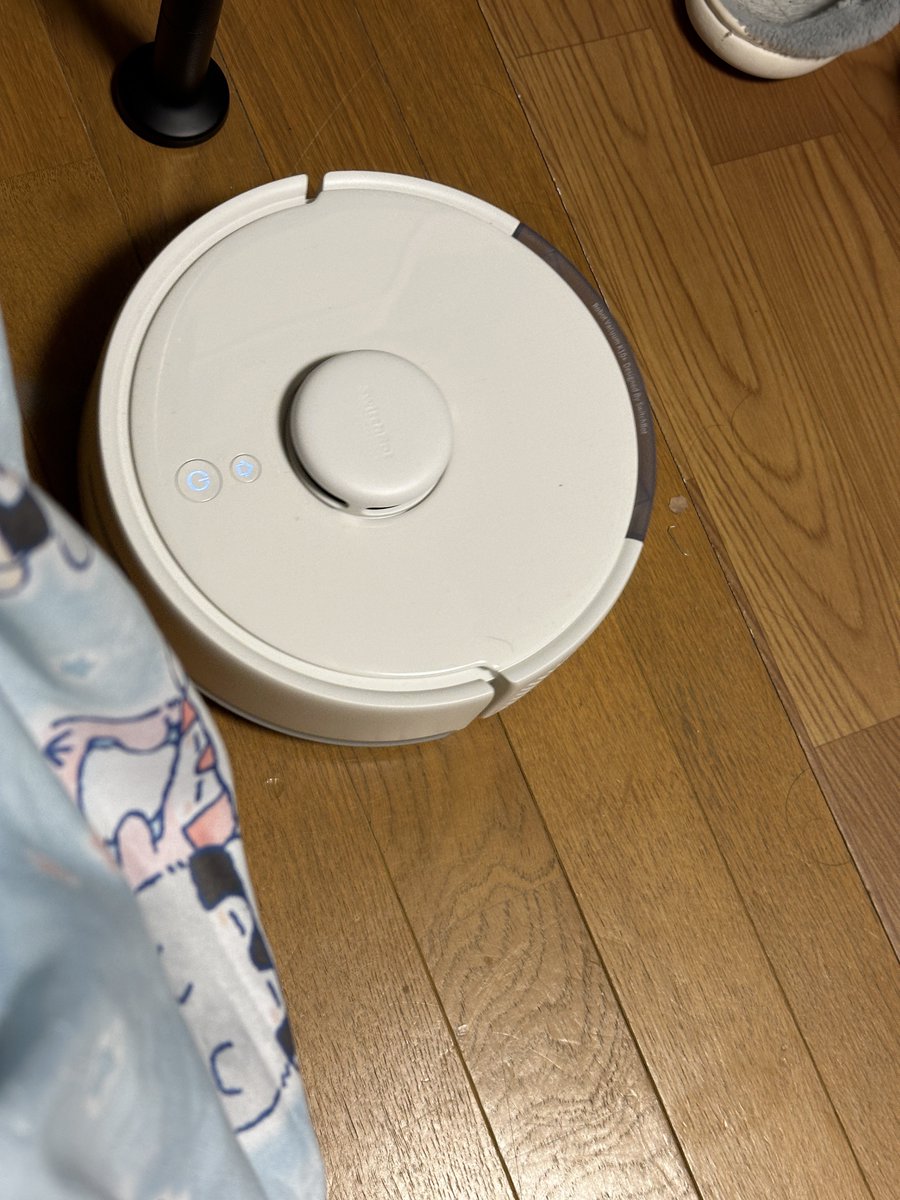 ayasio_San's tweet image. お掃除ロボットの飼育を始めました #SwichBot