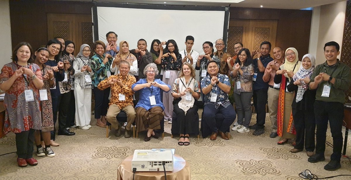 In collaboration with KONEKSI, we are delighted to develop the research proficiency of researchers addressing urgent issues prevalent in Eastern Indonesia. #ANUIndonesiaProject #KONEKSI #ResearchTraining