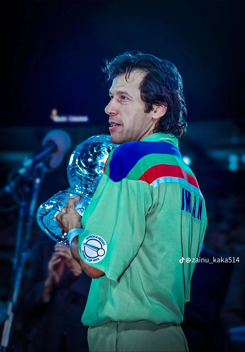 nk_ahad's tweet photo. On this day, 25 march 1992, 32 years ago.

The greatest Skipper Imran Ahmad Khan Niazi won world cup for Pakistan.
We Proud of You Kaptaan 👑♥️
#ImranKhan #WC1992 https://t.co/xTmCxZj7V8