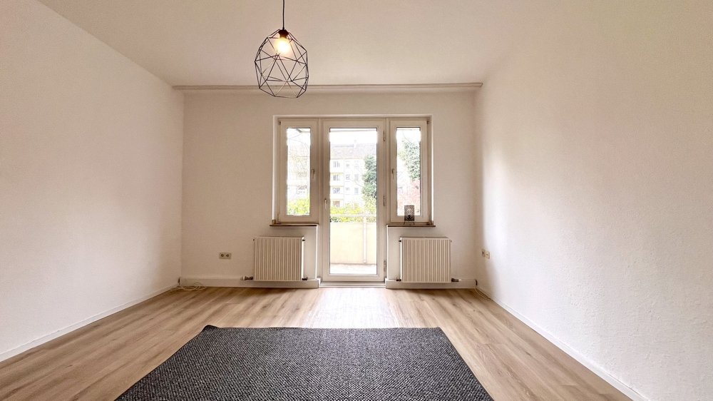 niels_dieckmann's tweet photo. Neuer Tag - neue #Immobilie
HEUTE: 3-Zimmer #Eigentumswohnung mit Balkon in #Duisburg #Meiderich
Objekt-Nr. 1594
Wohnfläche: 61 m²
Kaufpreis: 95.000,- €
Käuferprovision: 3,57% inkl. MwSt
Zum #Immobilienangebot
👇
https://t.co/U5aCIKlqCw
#beeck #hamborn #Röttgersbach #walsum #duissern #kasslerfeld #marxloh #oberhausen #rheinhausen #moers