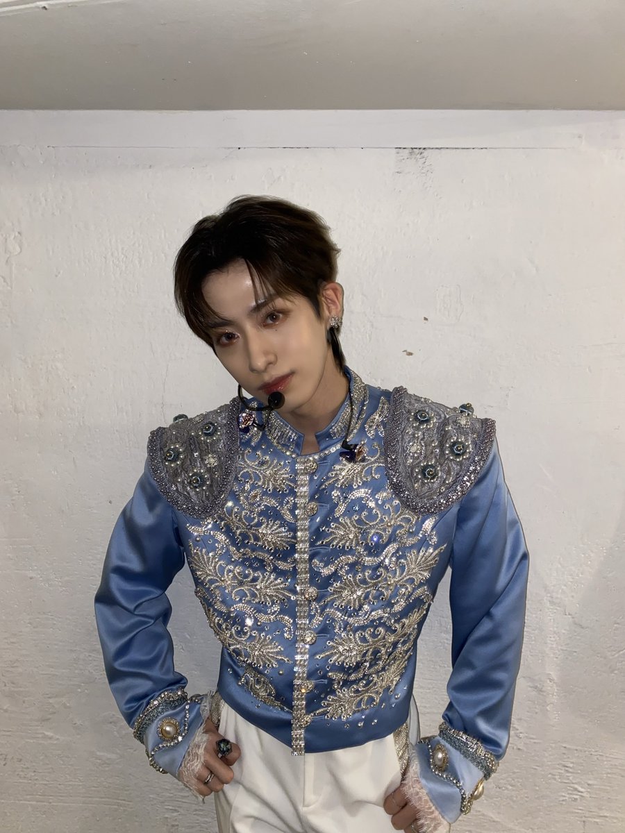 official_ONEUS's tweet image. [#시온]
행복한 투어🙌🏻🙌🏻
오늘도 너무 많이 사랑해 우리 달님들🌏💜🌙