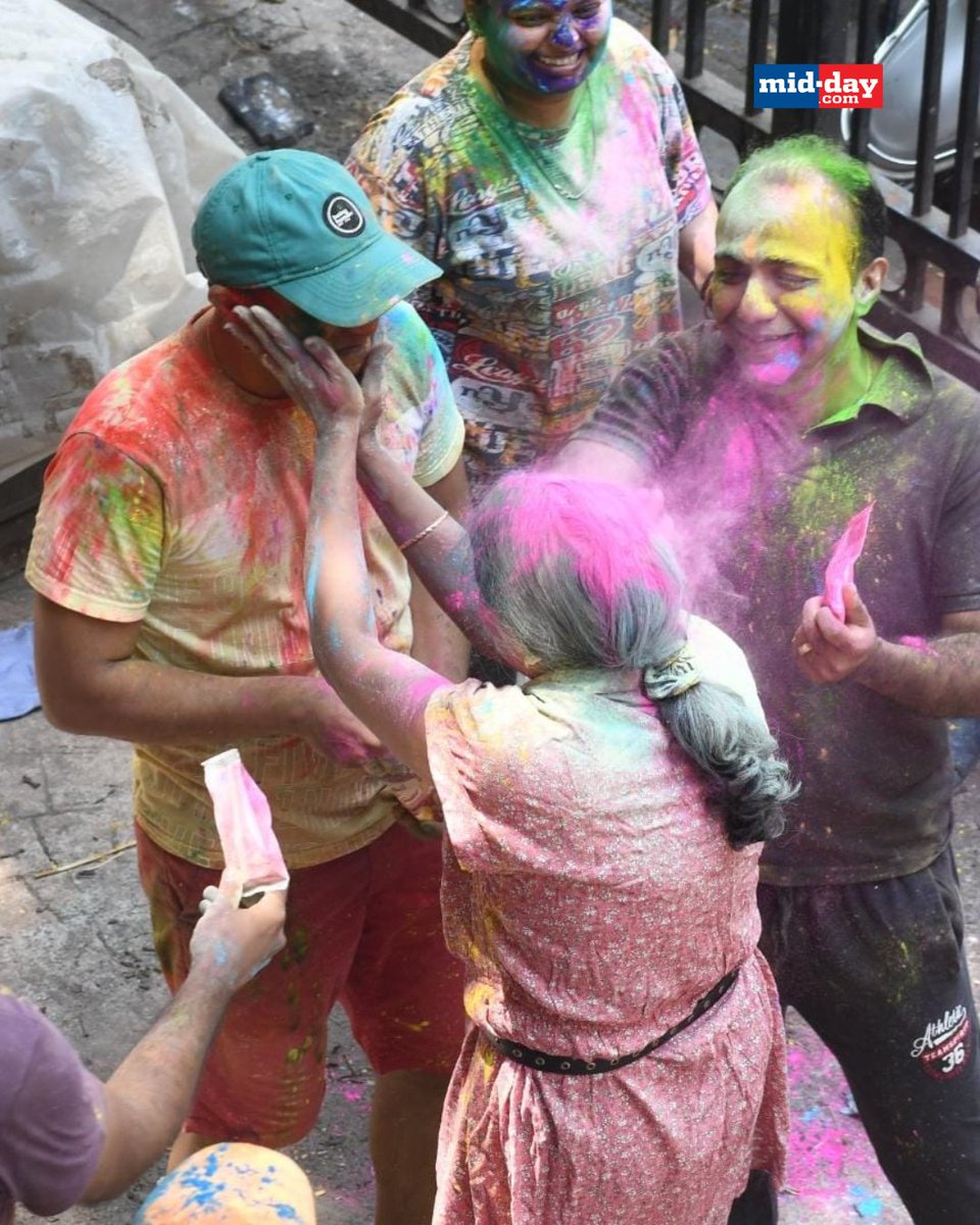 Mumbai, the bustling metropolis known for its rich culture and numerous traditions, came alive with joyful festivities as residents throughout the city celebrated the ancient holiday of Rang Panchami with fervour and excitement. PC: @raje_ashish #holi #Holi2024
