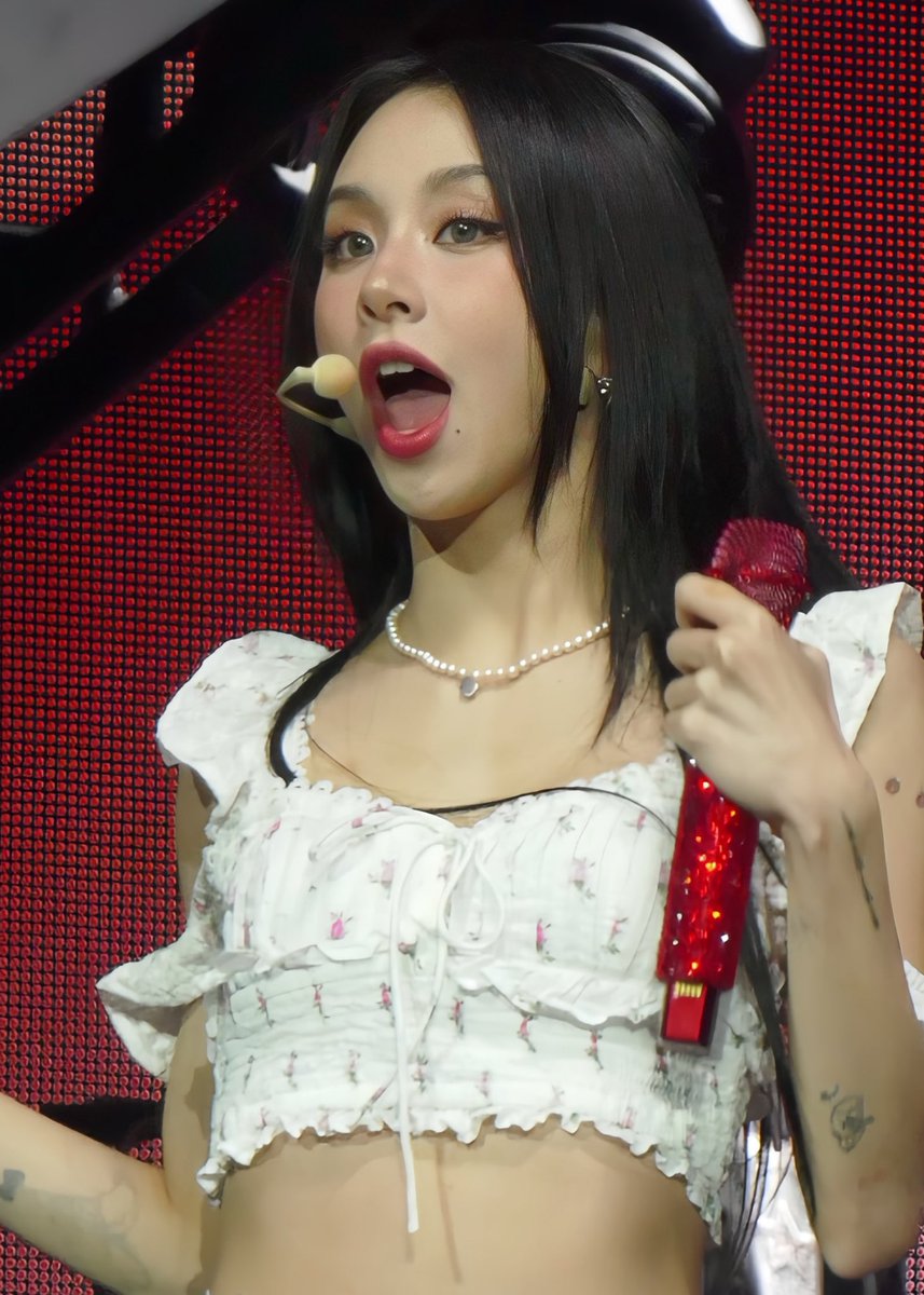 chaeyoung pics (@chaeypics) on Twitter photo 