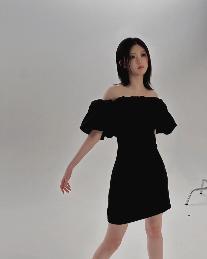 gaeul instagram update 

#IVE #아이브 #가을 #GAEUL