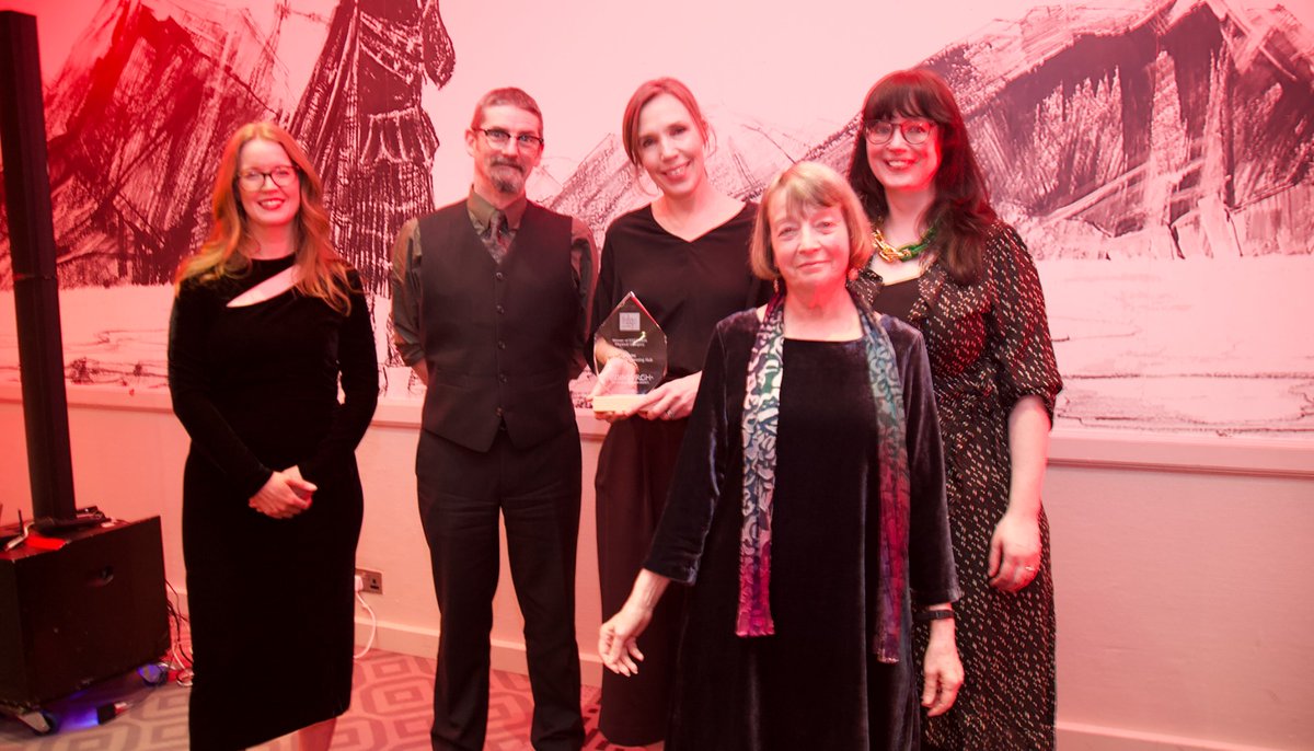 Exciting News! 🏆 Paisley’s Learning and Cultural Hub has won a national award for its innovative approach to community engagement! 📚✨ The new home for Paisley Central Library won the physical category at the EDGE Awards. Read more here 👉bit.ly/3IUuy29 @RenCouncil