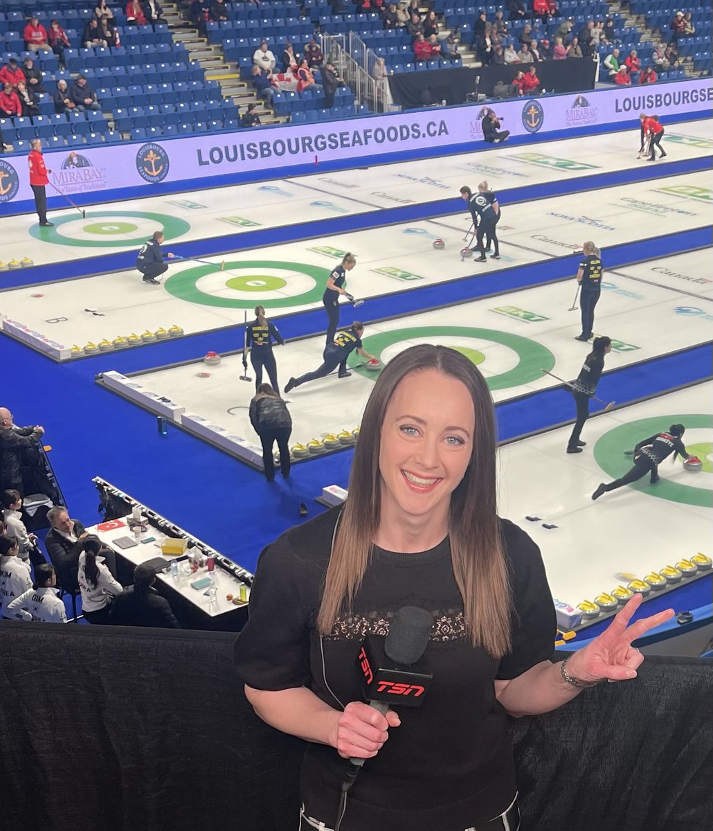 What a week at the #WWCC2024 ✨Congrats to @TeamHoman - your performance was incredible. ✨Sydney you were electric - thank you for putting on an outstanding championship. ✨And a huge thanks to @TSNCurling for letting me do the talkie talkie - best seat in the house 🎤🤩