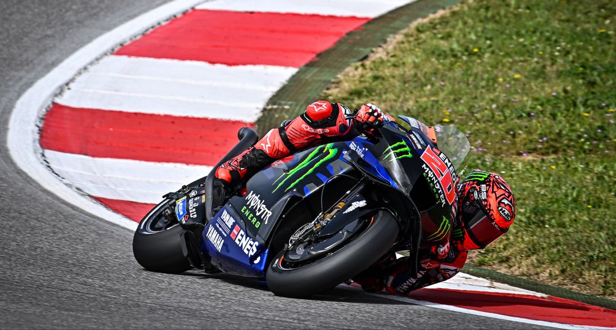QUARTARARO CONSIGUE LOS PUNTOS NECESARIOS EN EL SPRINT DEL GP DE PORTUGAL 

Fue un sábado complicado y con altibajos para Fabio Quartararo y Álex Rins, del Monster Energy Yamaha MotoGP. El dúo se clasificó en P9 y P11 respectivamente para el Sprint de 12 vueltas.