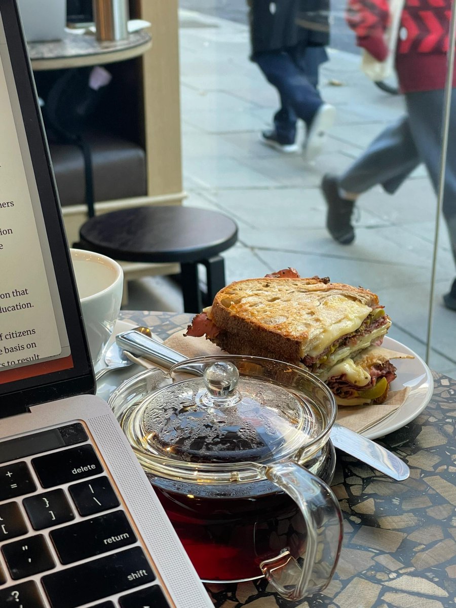 A cup of coffee makes my day complete. I am a coffee lover.🥪☕️