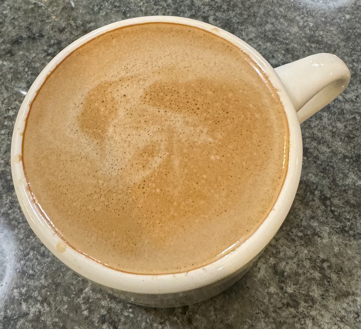 nmbernard's tweet photo. #FoamFail
#BaristaFail
#NailedIt
๐คฆ๐ปโโ๏ธ๐ฉ๐ญ https://t.co/7BiTVn74f2