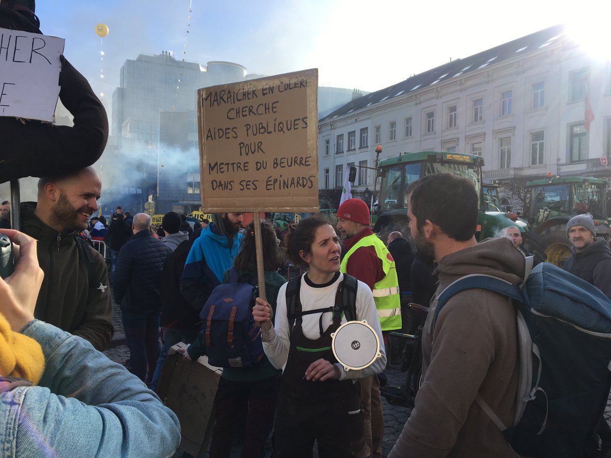 A history of France’s Farmer Organisations & Social Alliances in light of Protests & Political Reactions, with Jean-Marc Desfilhes and Hannes Lorenzen. They propose: Now is the time to mobilise Love and Protest to stop the current Agri Policy Rollback arc2020.eu/protests-and-l…