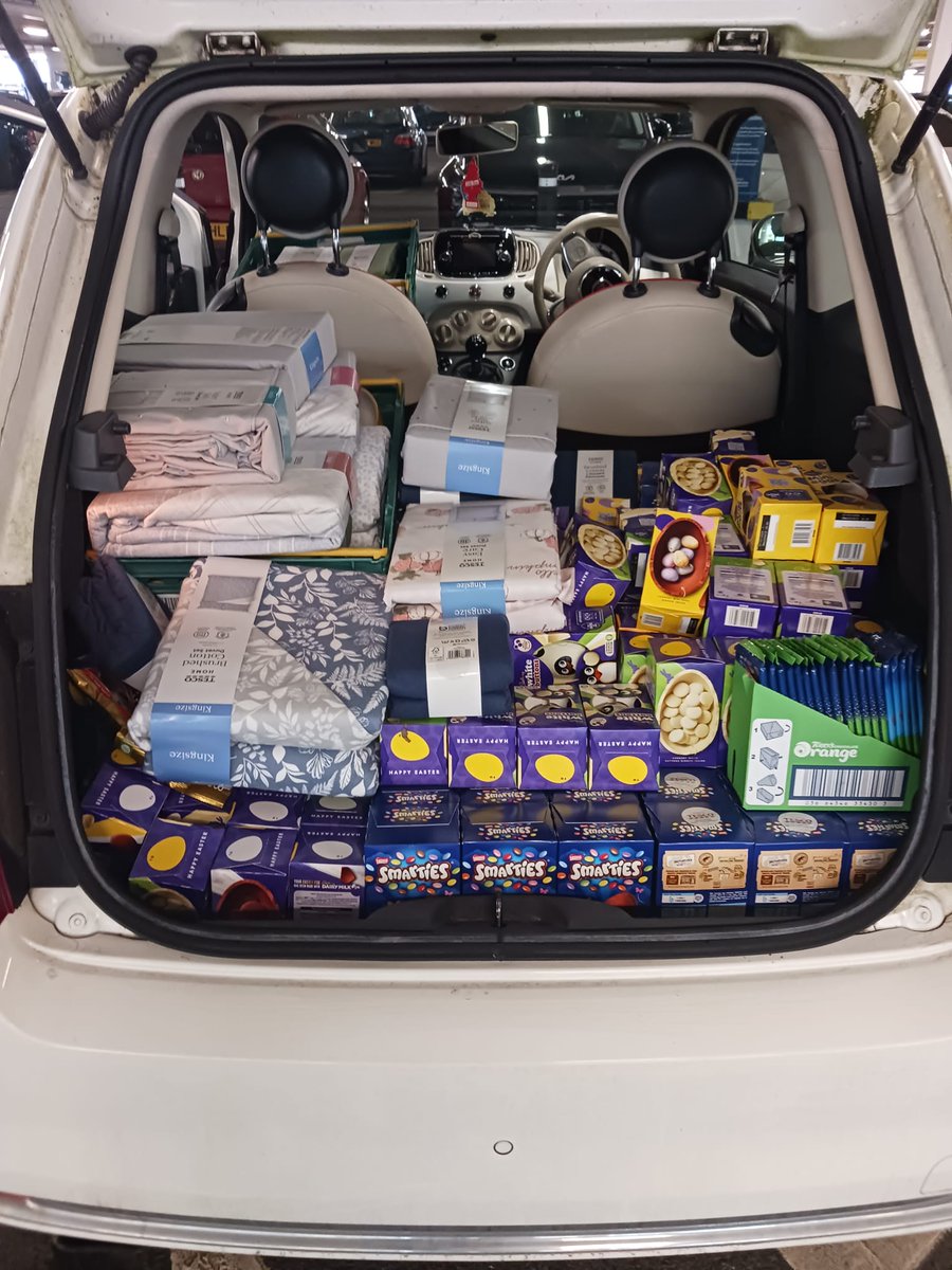 A huge thank you to @TescoExtraCrewe and their Tesco Community Champion, Wendy, for the amazing donation to our Cheshire East Team. We received Easter Eggs, Bedding Sets, Dishware sets and Mugs. Thank you from Pure Insight