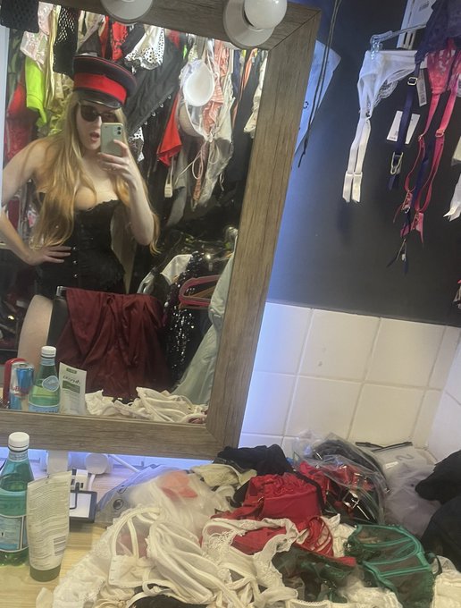 Some highlights from my SOLD OUT Studio weekend at Kempston Studio doing 16 hours of shooting over last